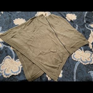 Lululemon Women’s Poncho